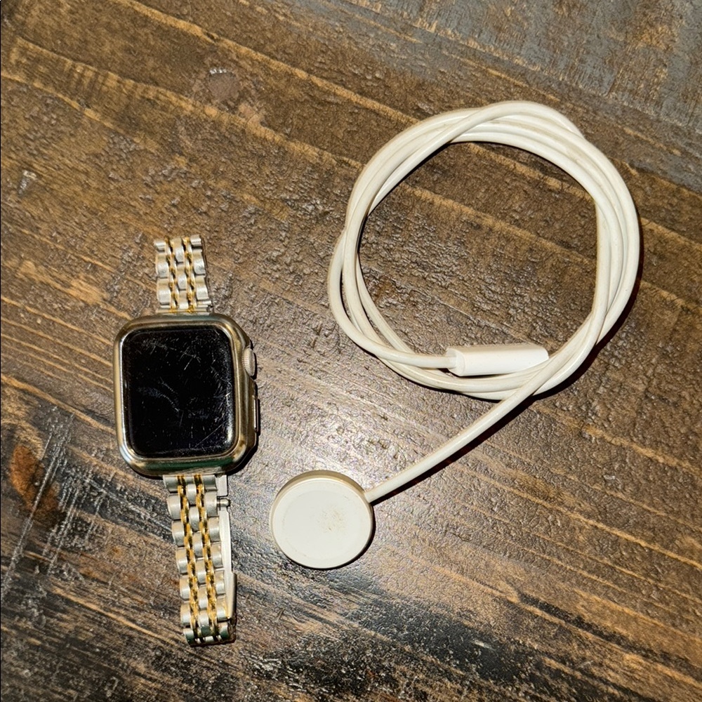Apple Watch Series 8 with Charger